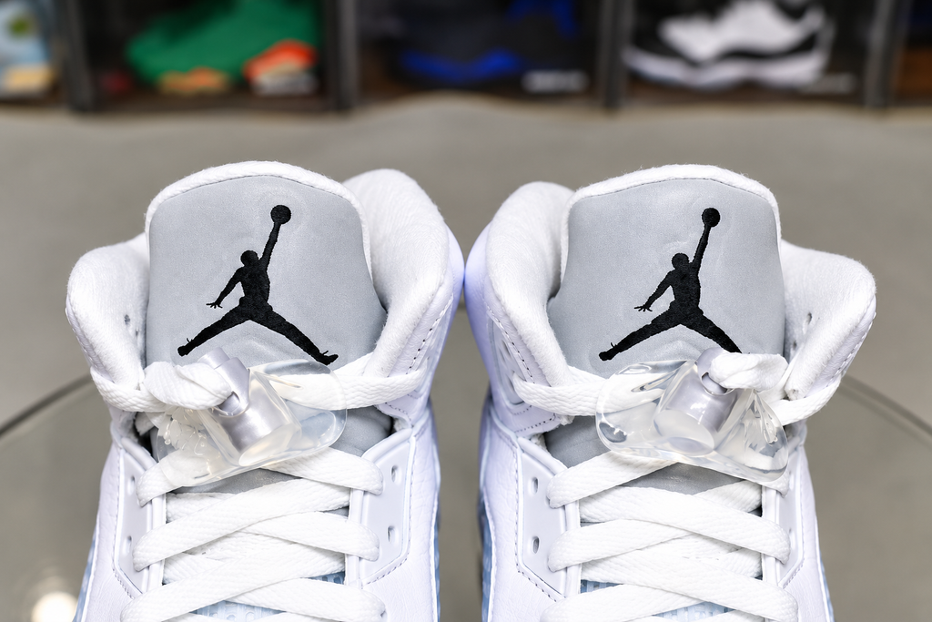 Air Jordan Mens 5 Retro “White Metallic”