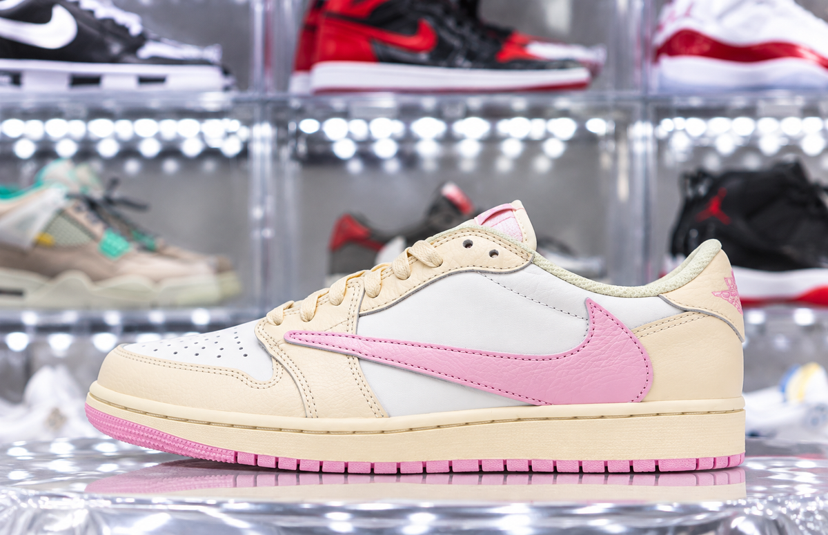 Travis Scott x Air Jordan Mens 1 Low OG “Muslin and Shy Pink”
