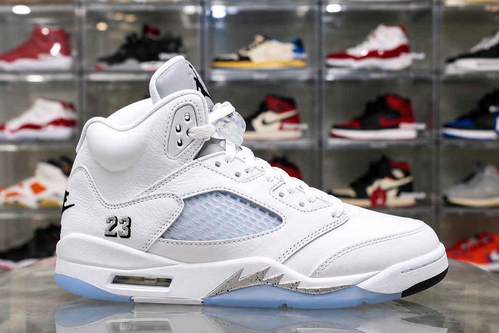 Air Jordan Mens 5 Retro “White Metallic”
