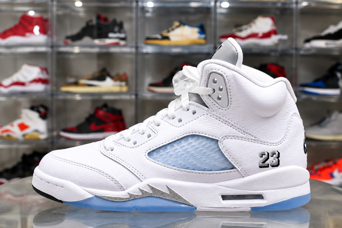 Air Jordan Mens 5 Retro “White Metallic”