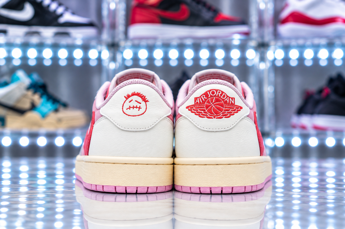 Travis Scott x Air Jordan Mens 1 Low OG “Shy Pink and Tropical Pink”