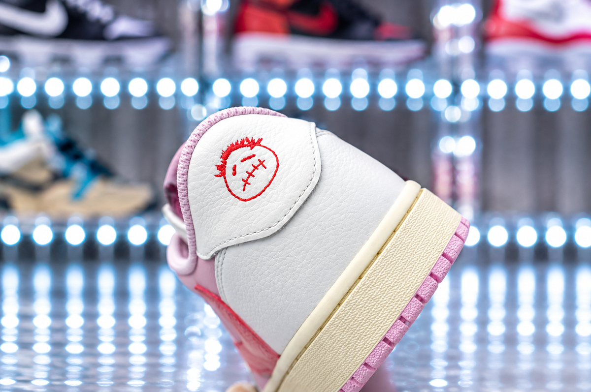 Travis Scott x Air Jordan Mens 1 Low OG “Shy Pink and Tropical Pink”