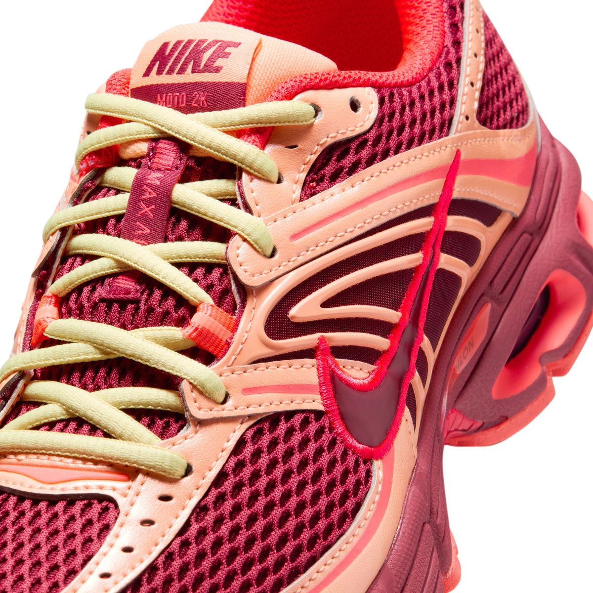 Nike Womens Air Max Moto 2K - Team Crimson
