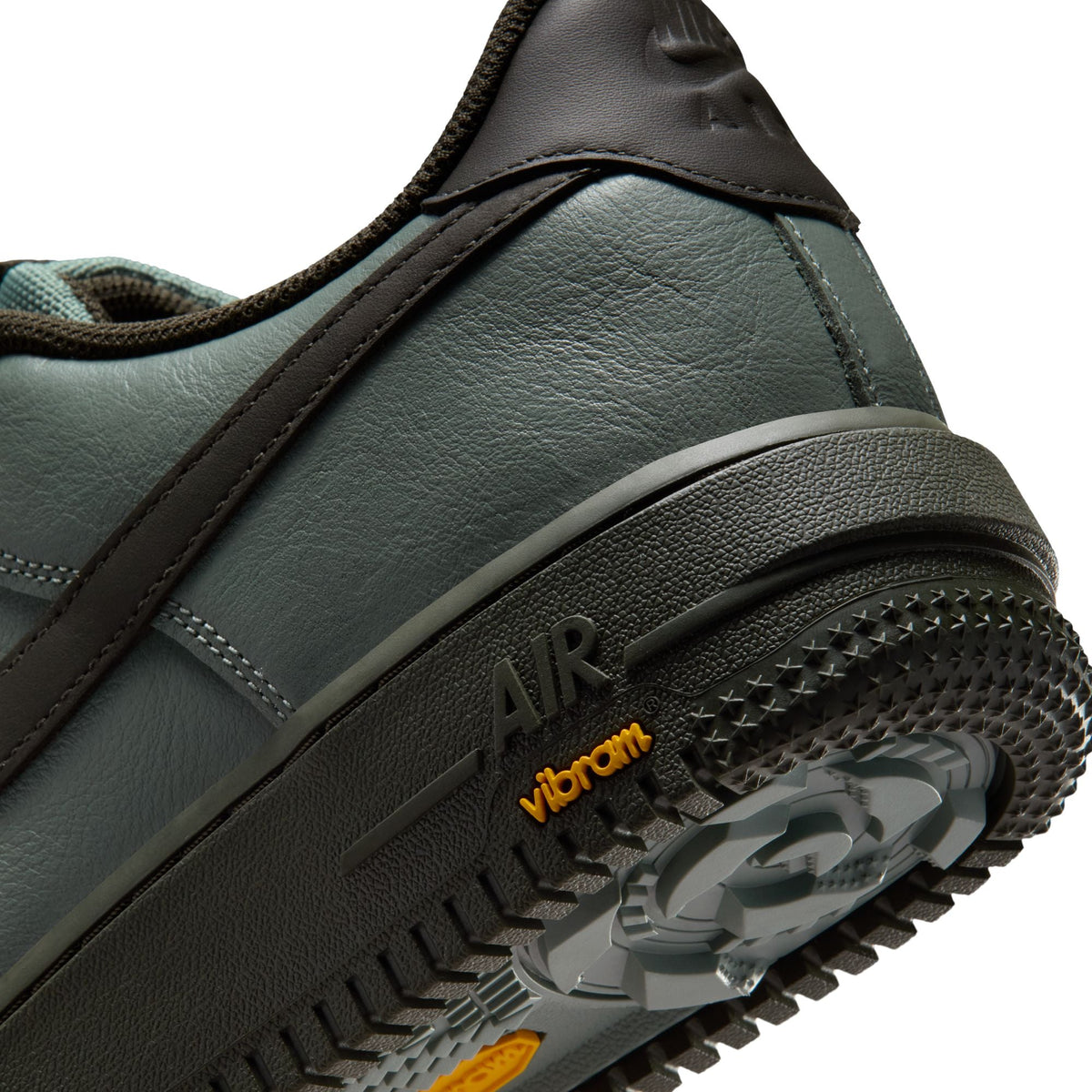 Nike Mens Air Force 1 GTX Vibram - Clay Green