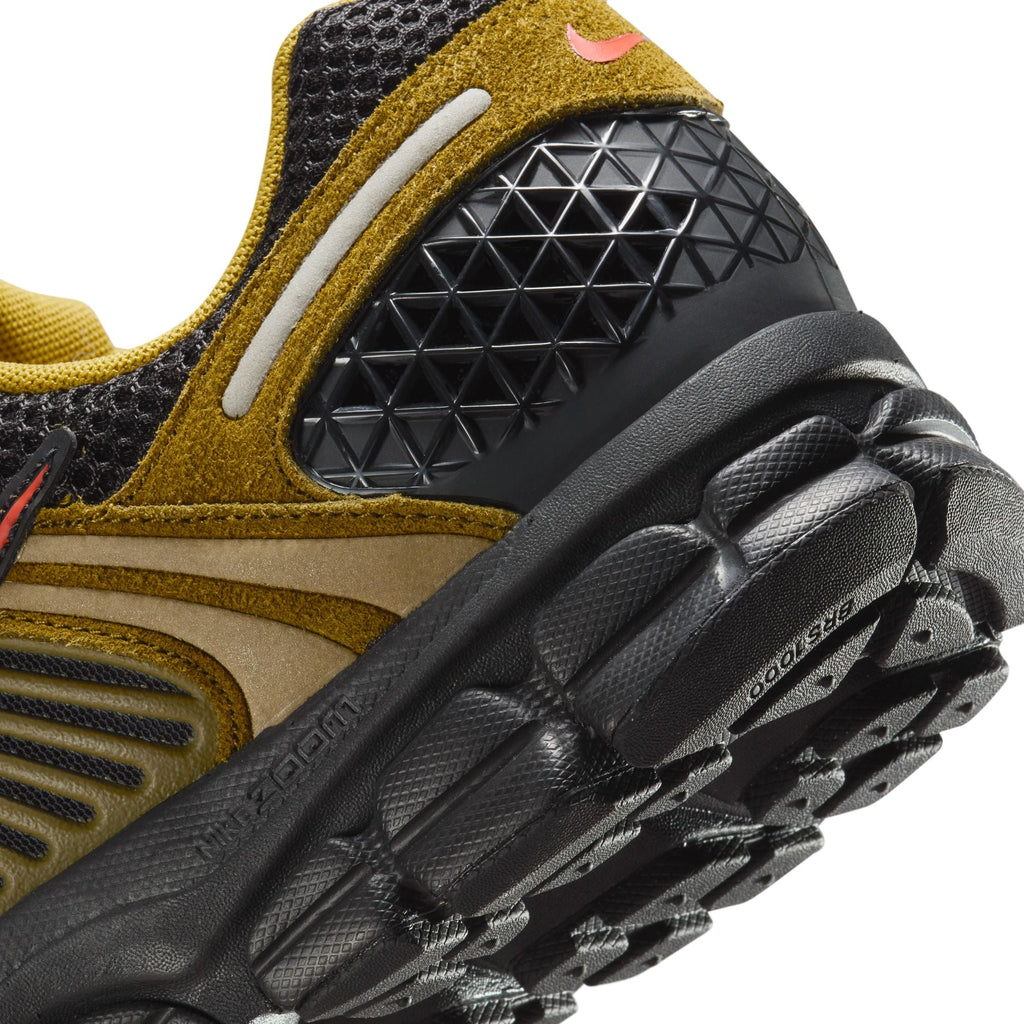 Nike Zoom Vomero 5 "Premium Olive" - Mens