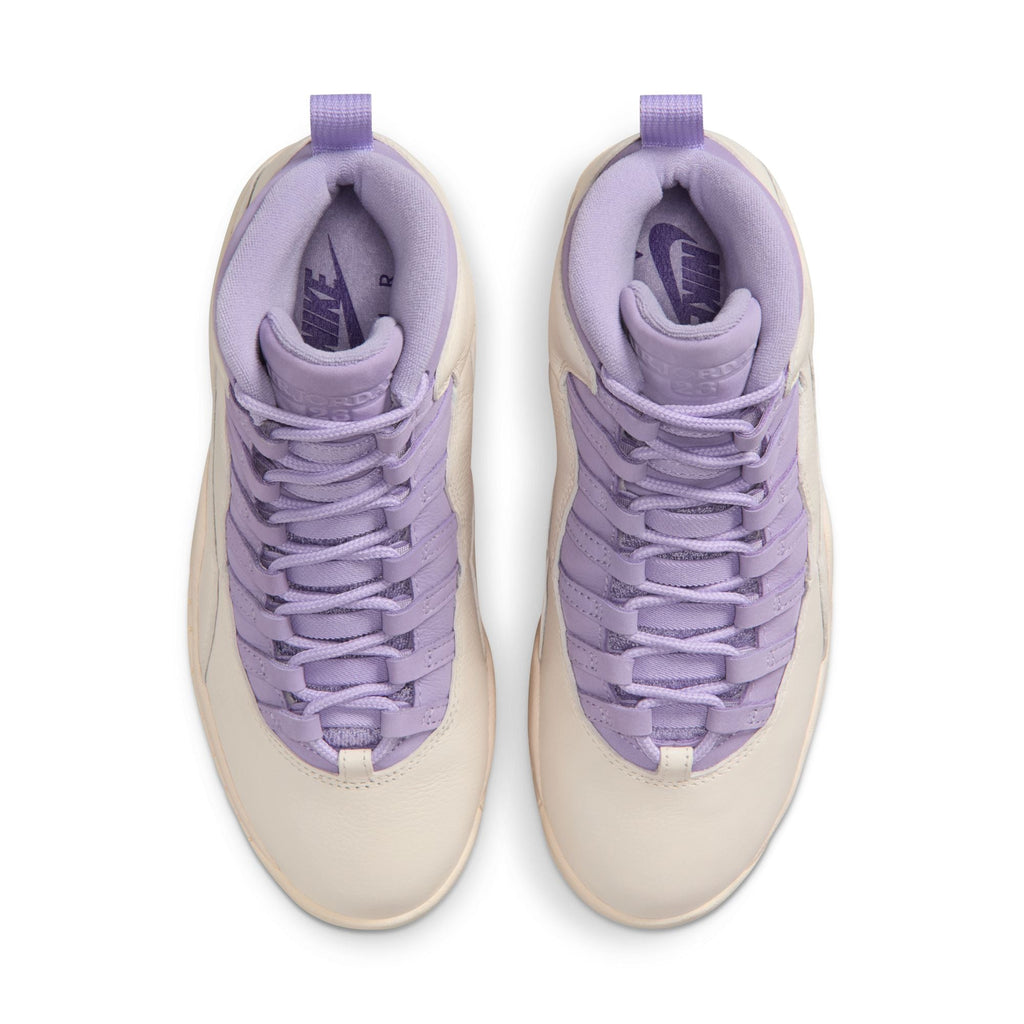 Air Jordan Womens 10 Retro - Hydrangeas