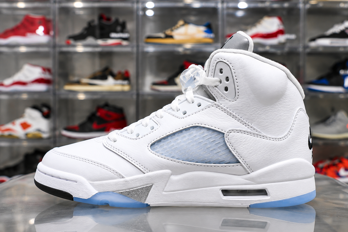 Air Jordan Mens 5 Retro “White Metallic”