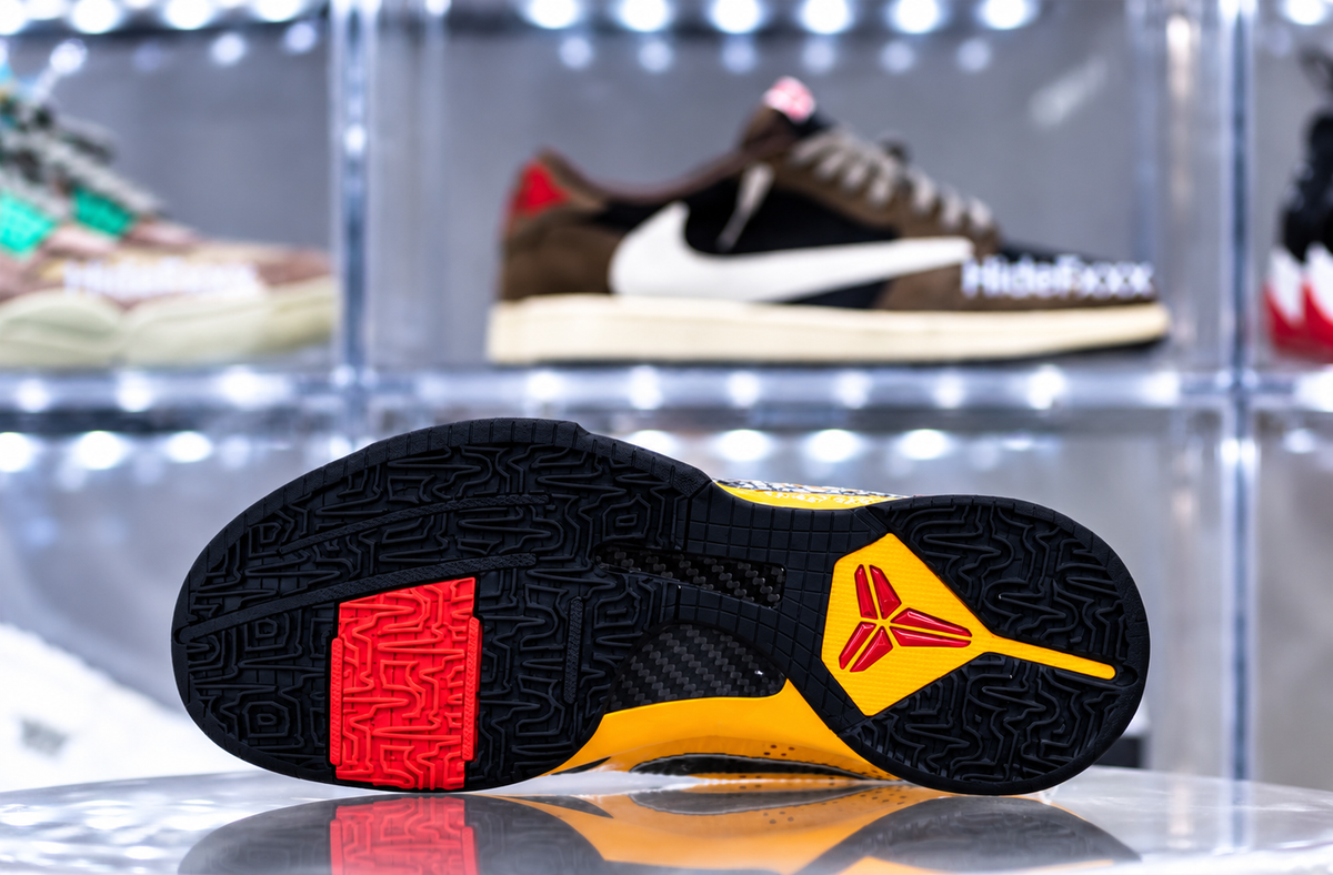 Nike Mens Zoom Kobe 5 Protro “Bruce Lee”
