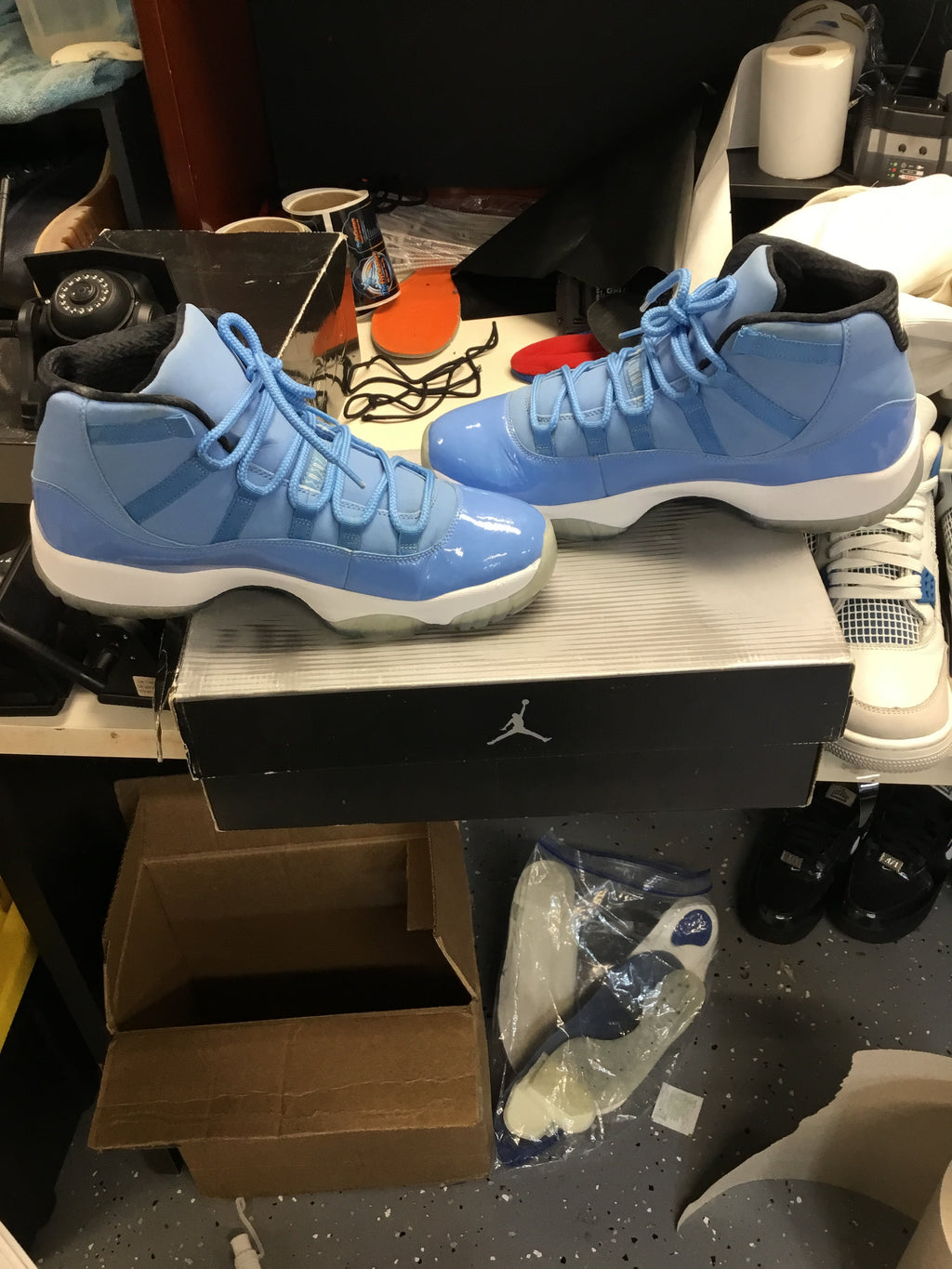 Air Jordan 11 Retro “Pantone” – Men’s Size 11.5 – Pre-Owned (No Box)