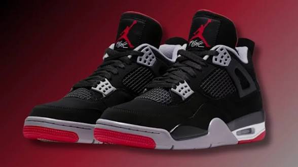 Air Jordan 4 Bred pair front view
