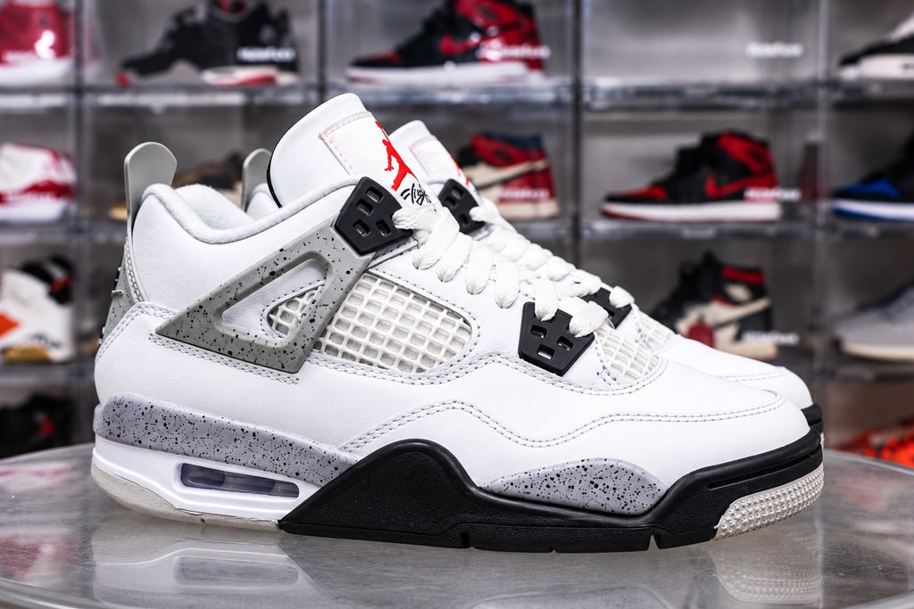 Air Jordan 4 Retro OG White Cement