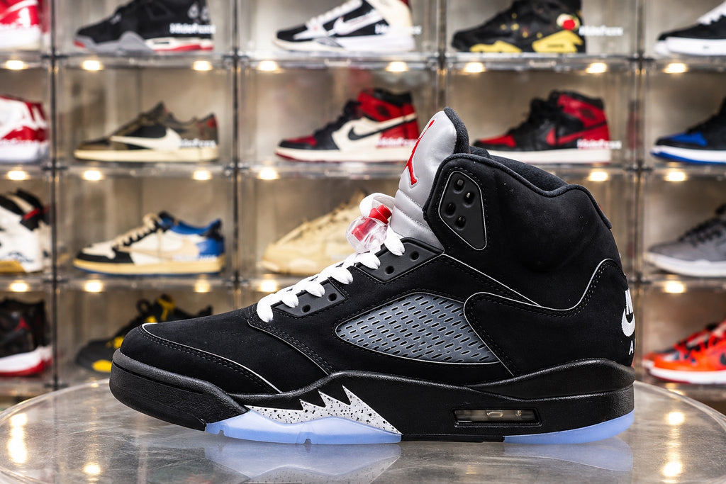 Air Jordan 5 Black Metallic Reimagined product photo 4