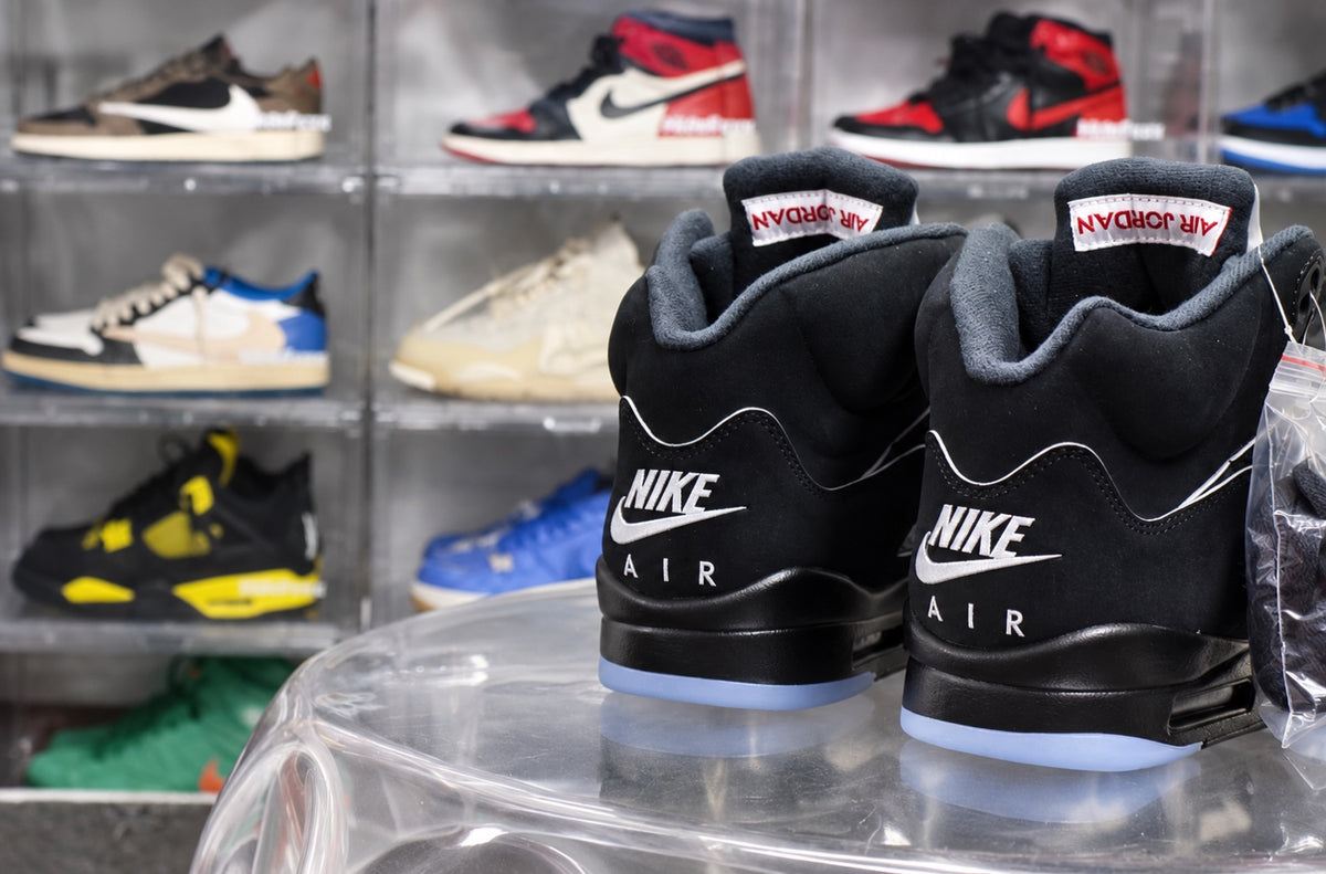 Air Jordan 5 Black Metallic Reimagined product photo 14