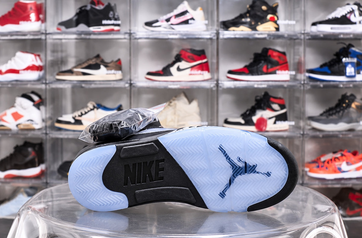 Air Jordan 5 Black Metallic Reimagined product photo 15