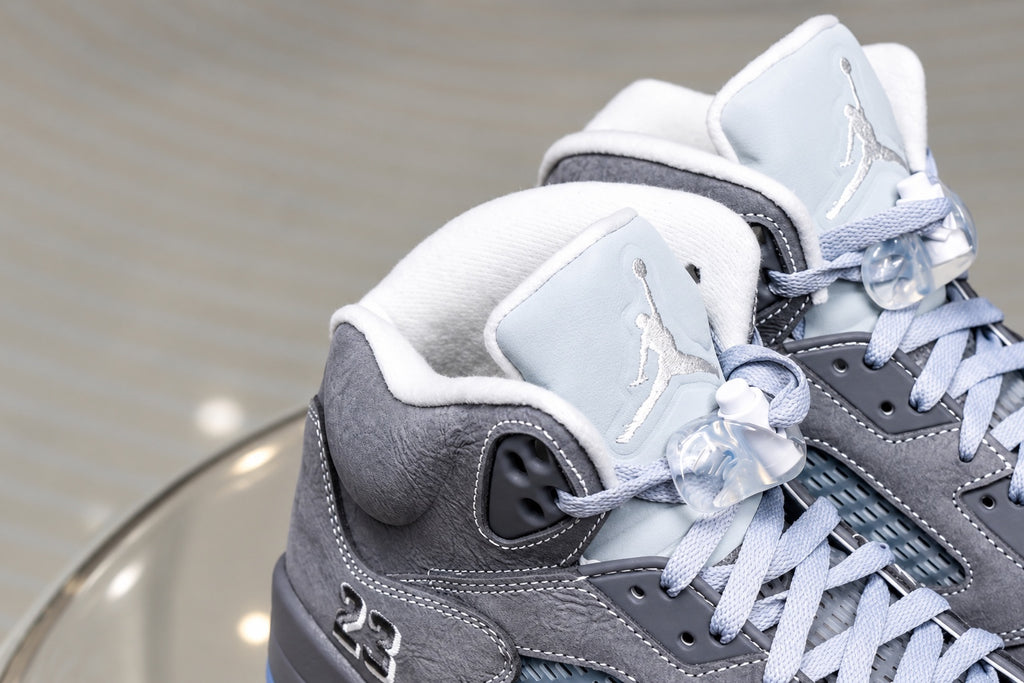 Air Jordan 5 Retro Wolf Grey product photo 10