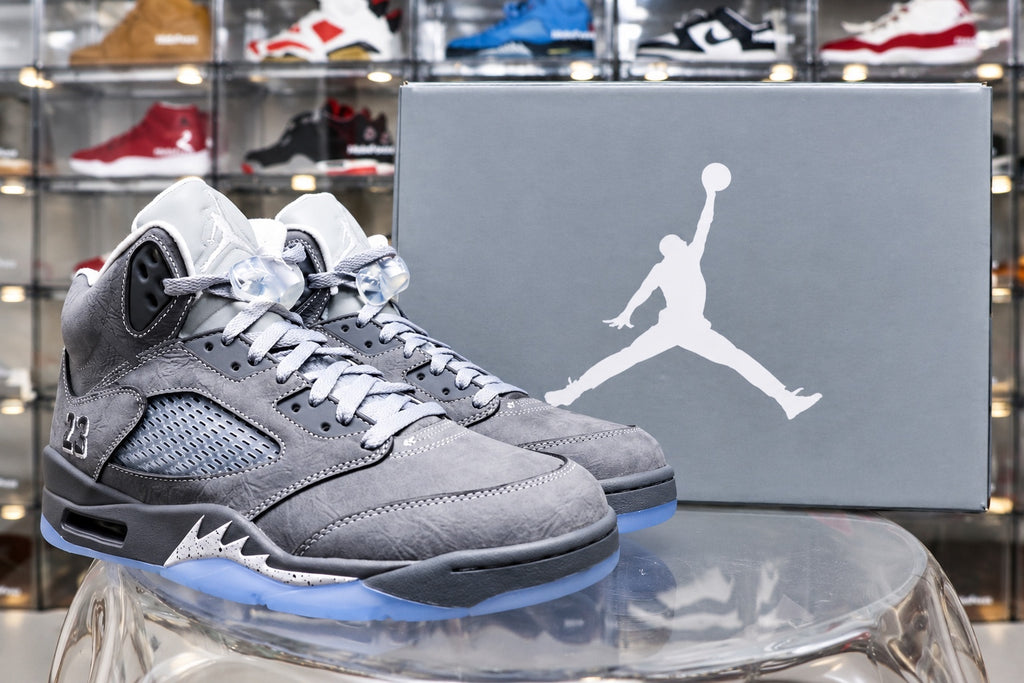 Air Jordan 5 Retro Wolf Grey product photo 20