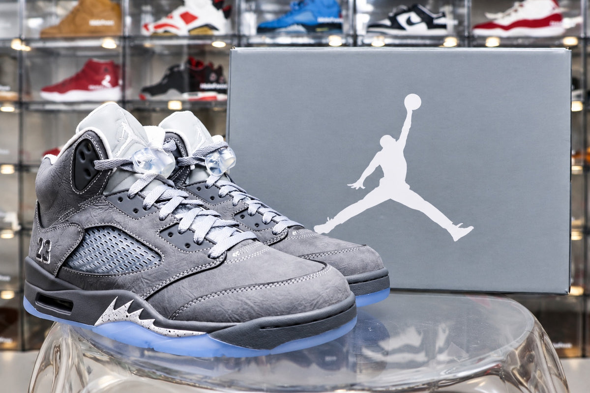 Air Jordan 5 Retro Wolf Grey product photo 20