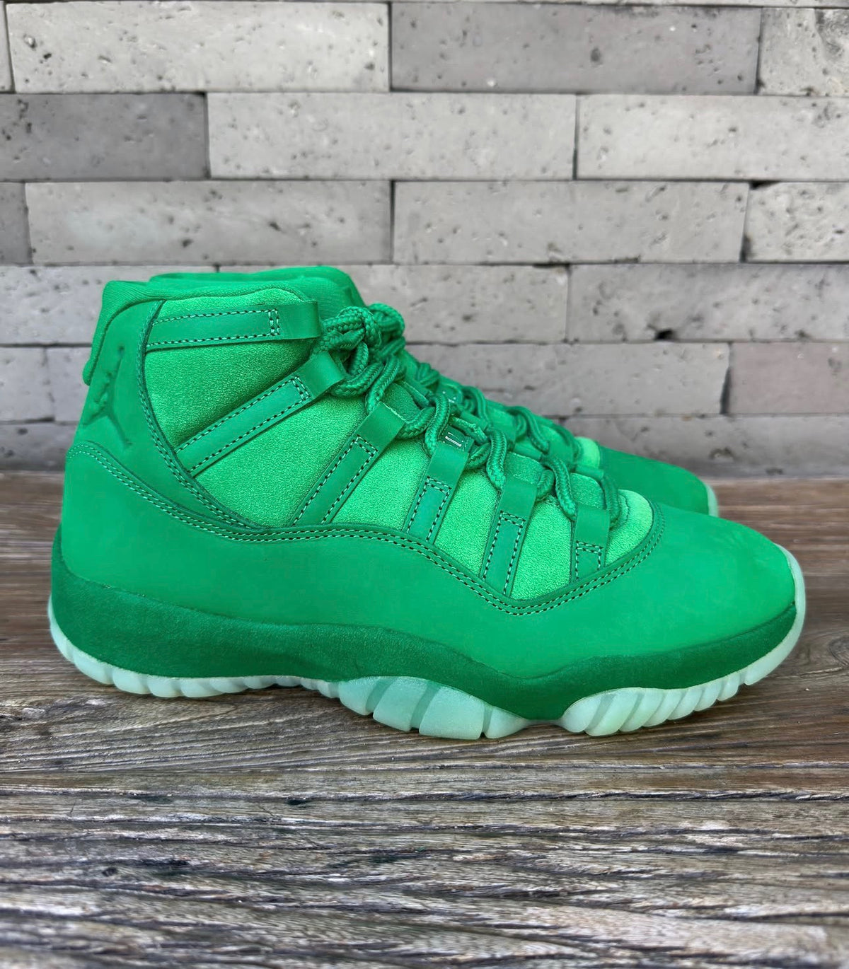 Air Jordan 11 Green Screen product photo